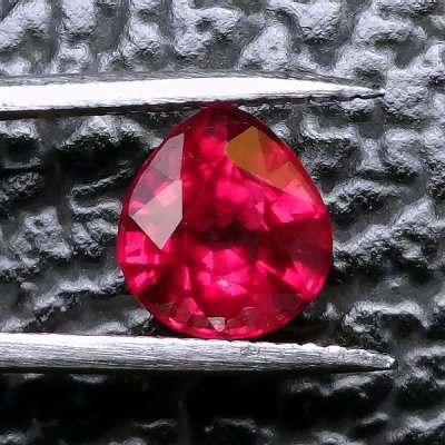 BATU PERMATA GARNET CAKEP  batu permata