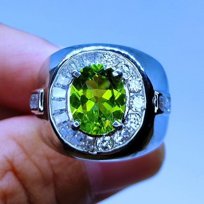 BATU PERMATA PERIDOT sertifct PRD037 batu permata